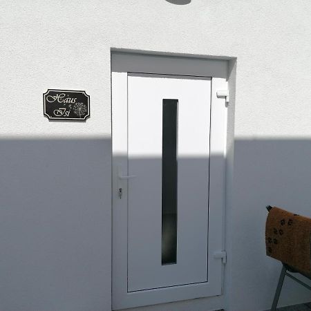 Zum Hofgassl Haus Isi Lägenhet Mörbisch am See Exteriör bild
